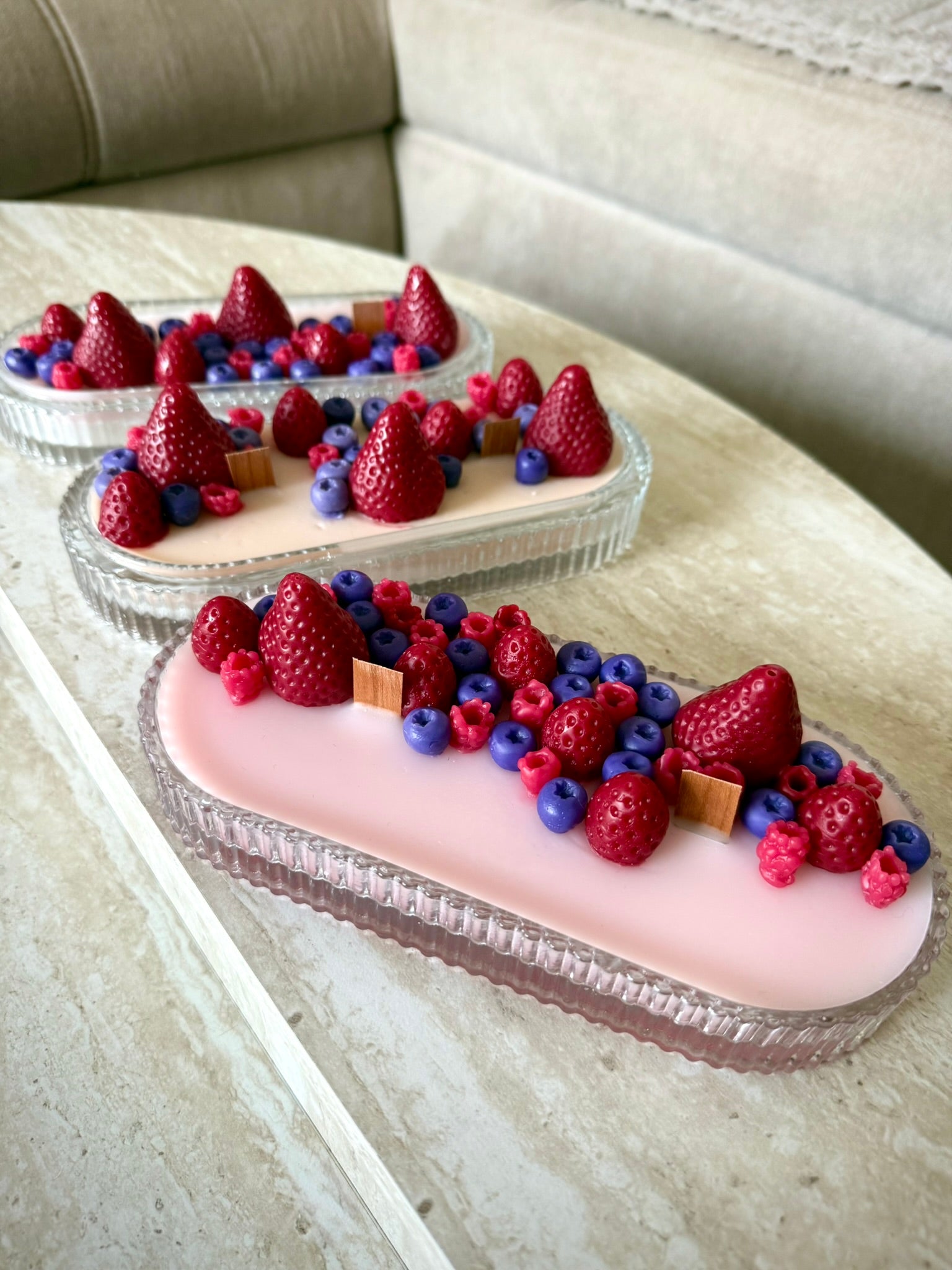 Bougie décorative fruits rouges