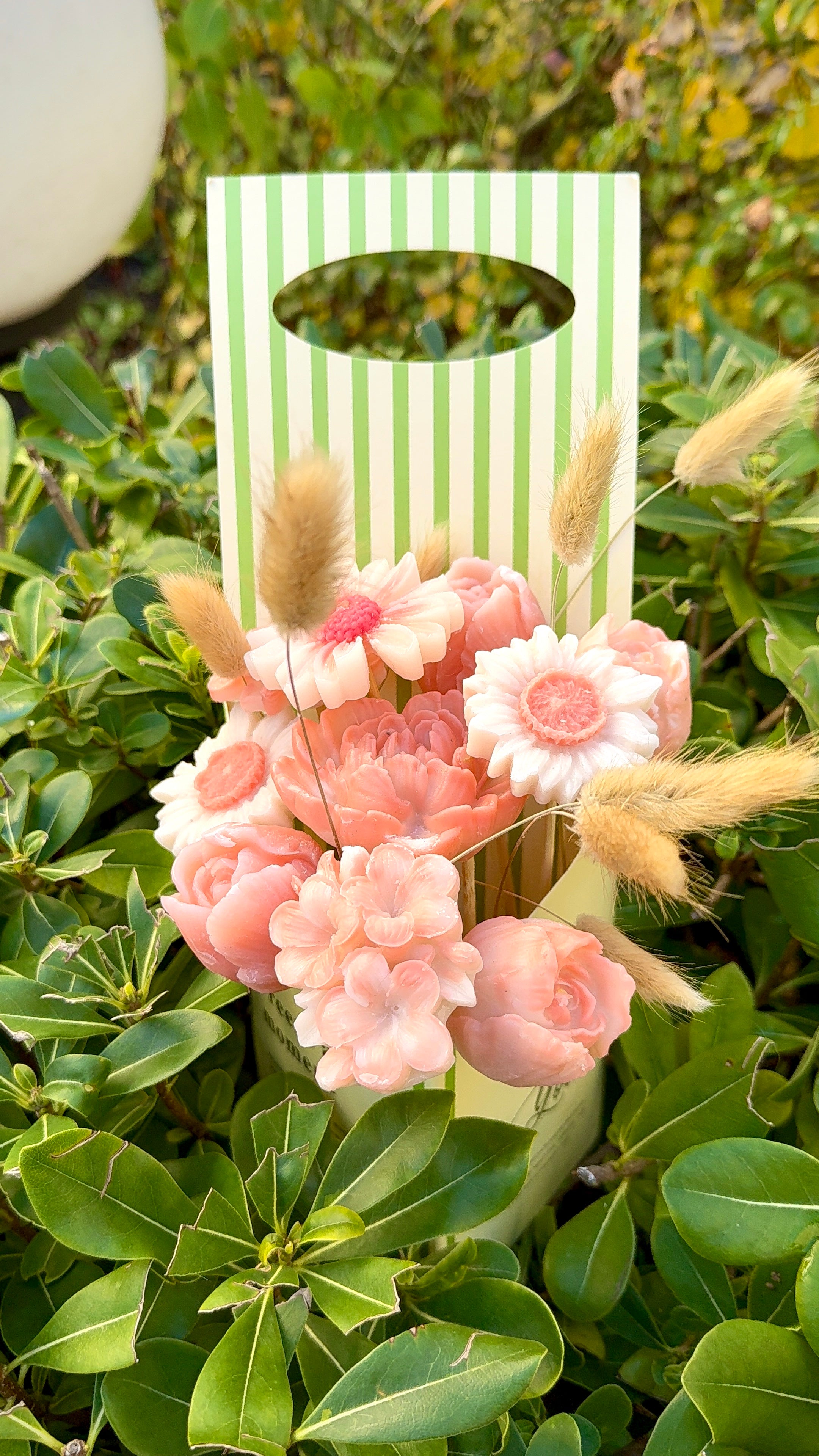 Bouquet de Fleurs en Cire – 10 Tiges - Packaging Réutilisable